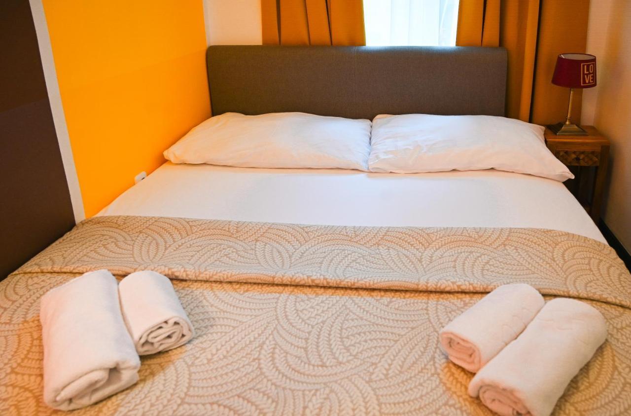 Apartament Cozy Domicile Westbahnhof Wiedeń